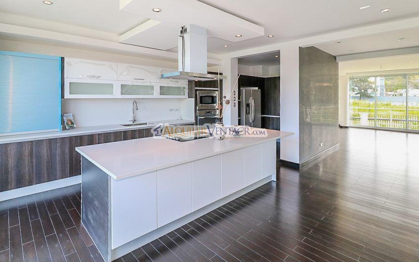 Condo de 503 m2 con vista en Guachipelín Escazú x Distrito 4