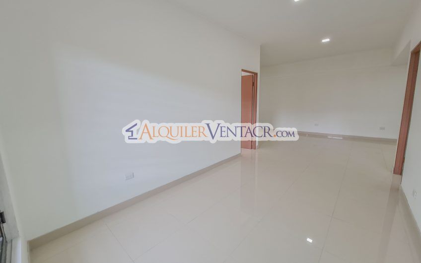 Apartamento + bodega (con uso suelo ZMRC) en Sabana Sur x Torre Universal