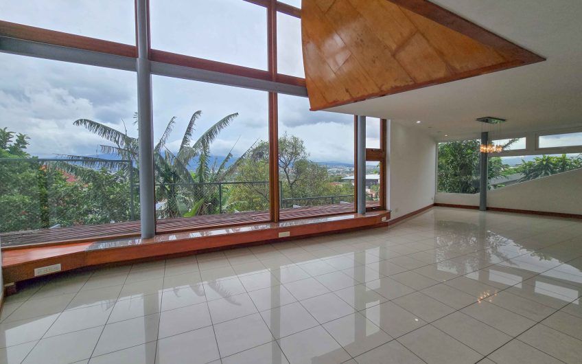 Condo Contemporáneo de 432 m2 con vista en Guachipelín Escazú