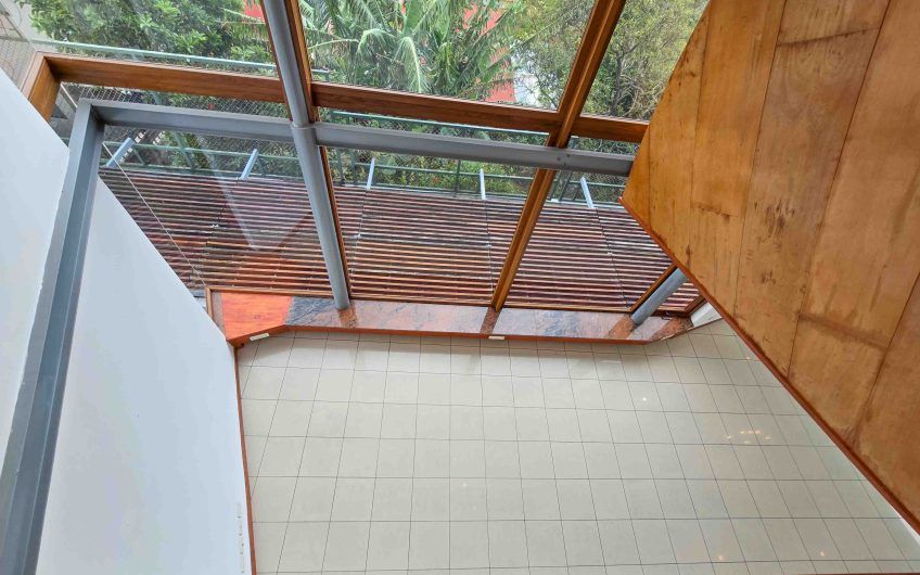 Condo Contemporáneo de 432 m2 con vista en Guachipelín Escazú