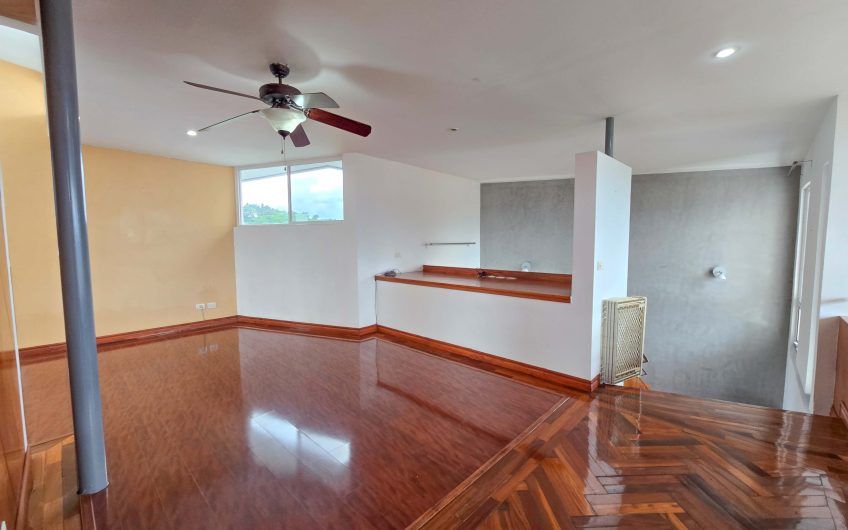 Condo Contemporáneo de 432 m2 con vista en Guachipelín Escazú