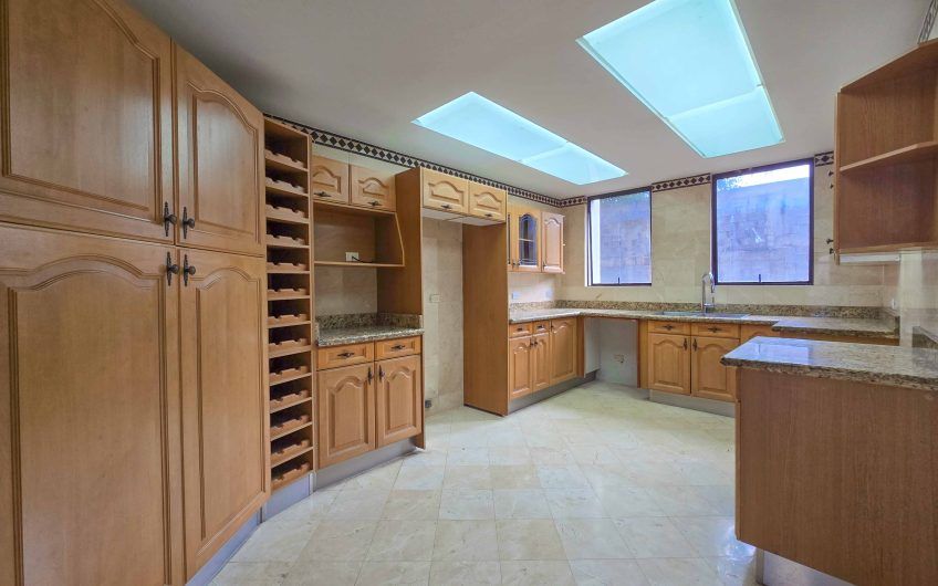 Lujoso apartamento con vista x La Paco San Rafael Escazú