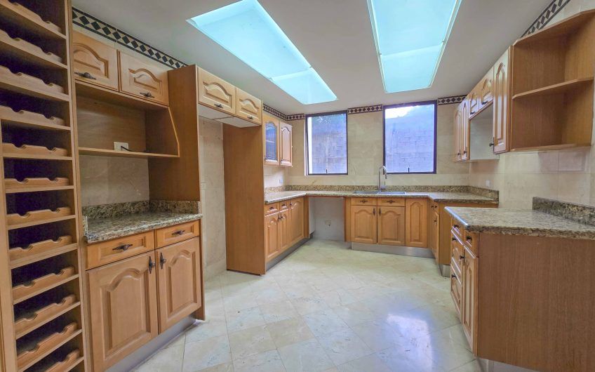 Lujoso apartamento con vista x La Paco San Rafael Escazú