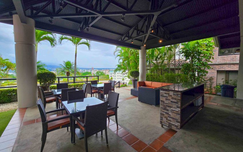 Lujoso apartamento con vista x La Paco San Rafael Escazú