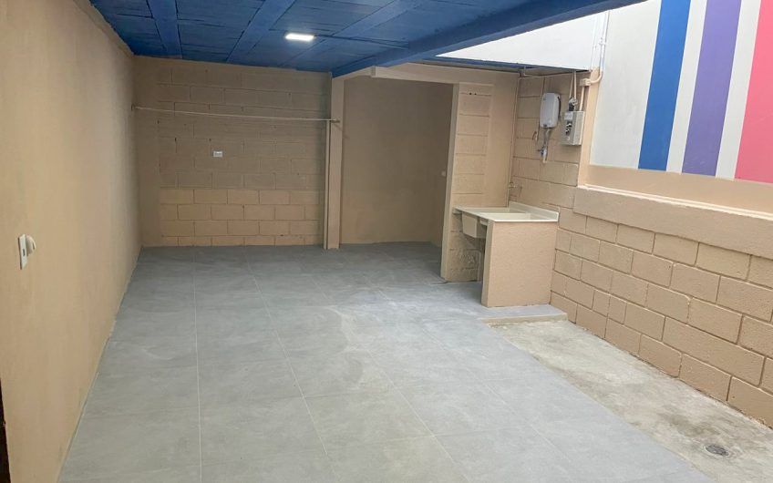 Apartamento + bodega (con uso suelo ZMRC) en Sabana Sur x Torre Universal