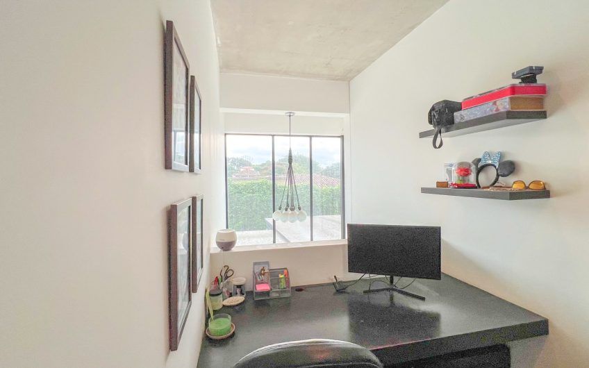 Condo estilo Loft con terrazas y vista en Santa Ana Piedades
