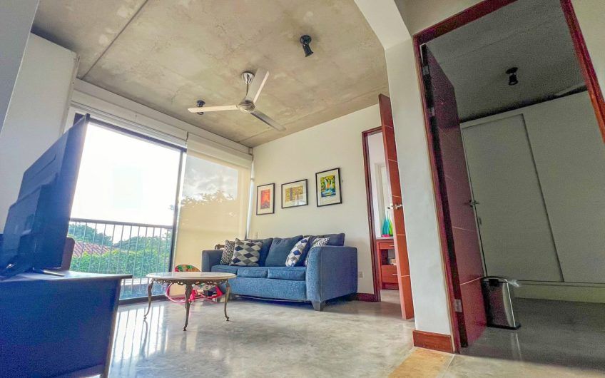 Condo estilo Loft con terrazas y vista en Santa Ana Piedades