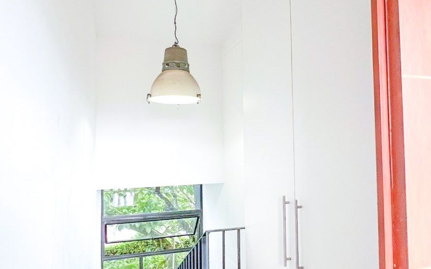 Condo estilo Loft con terrazas y vista en Santa Ana Piedades