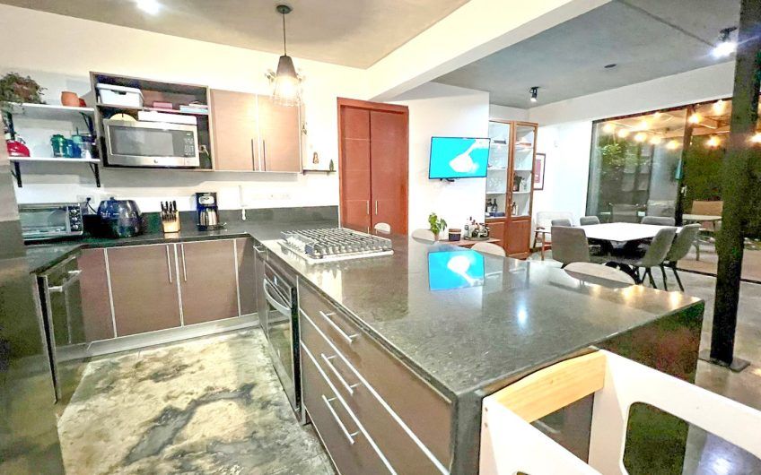 Condo estilo Loft con terrazas y vista en Santa Ana Piedades