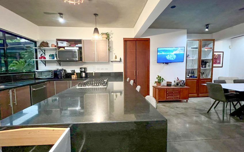 Condo estilo Loft con terrazas y vista en Santa Ana Piedades