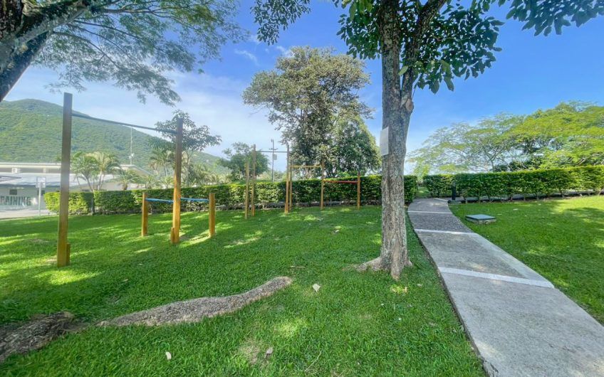 Avalon Country Club Santa Ana! Apartamento amueblado