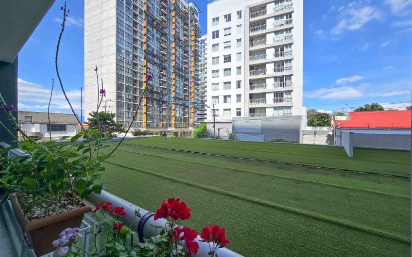 Torre U Nunciatura! Apartamento con balcón