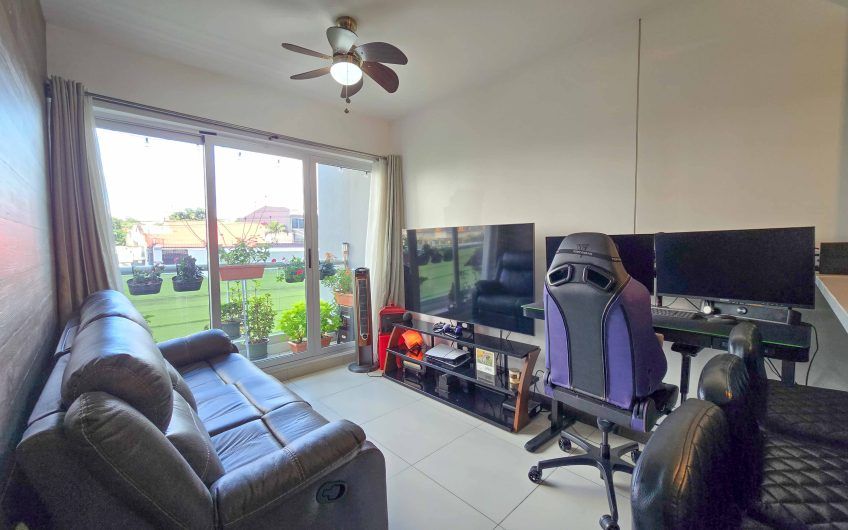 Torre U Nunciatura! Apartamento con balcón