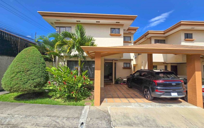 Condominio de 3 habit. en Guachipelín Escazú