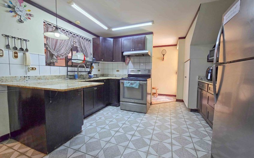 Condominio de 3 habit. en Guachipelín Escazú