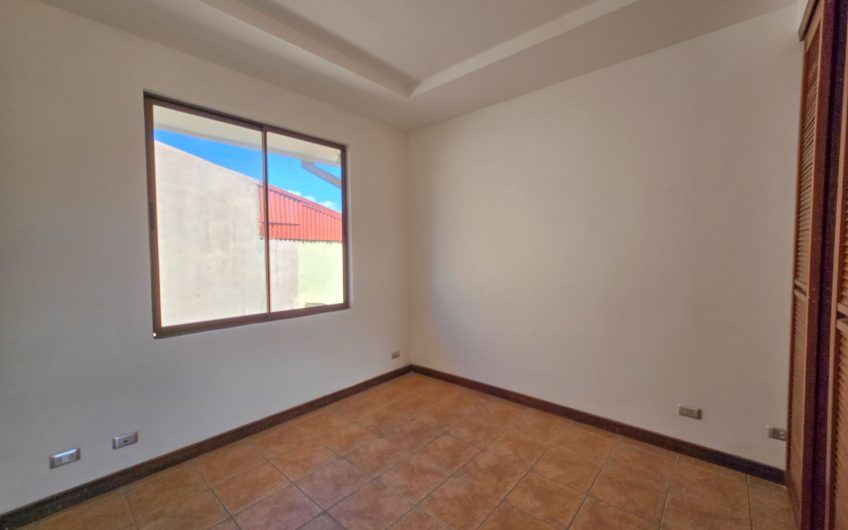 Condo de 240 m2 de 3 habit. y con terrazas en Santa Ana Centro