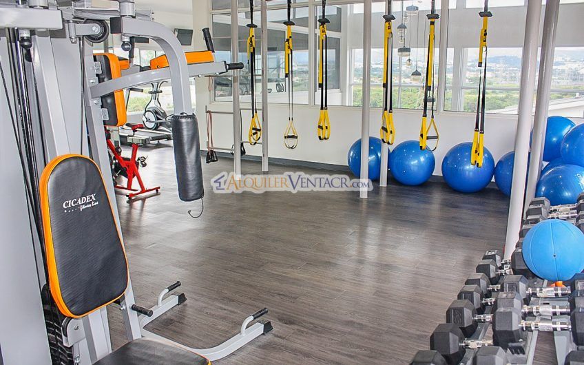 Río Palma Guachipelín Escazú! Condo con piscina / gym / cancha tenis