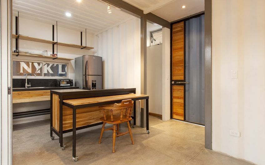 Condominio Minimalista en Alquiler en Lindora Santa Ana / Vista a la Montaña / Línea Blanca