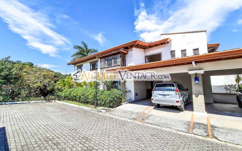 Apartamento con vista de 3 habit.+ de servicio Bello Horizonte Escazú