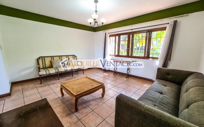 Apartamento con vista de 3 habit.+ de servicio Bello Horizonte Escazú