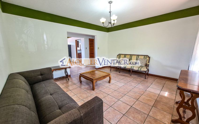 Apartamento con vista de 3 habit.+ de servicio Bello Horizonte Escazú