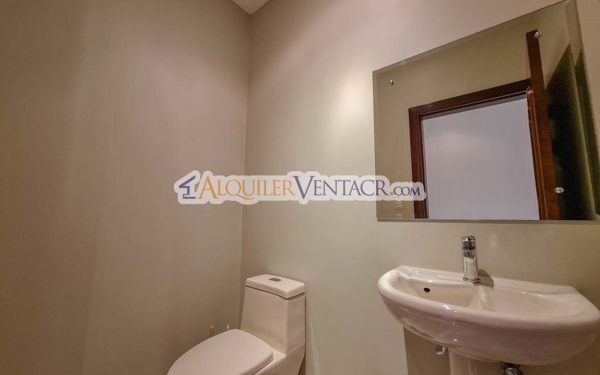 Lujoso apartamento de 2 habit. en San Rafael Escazú