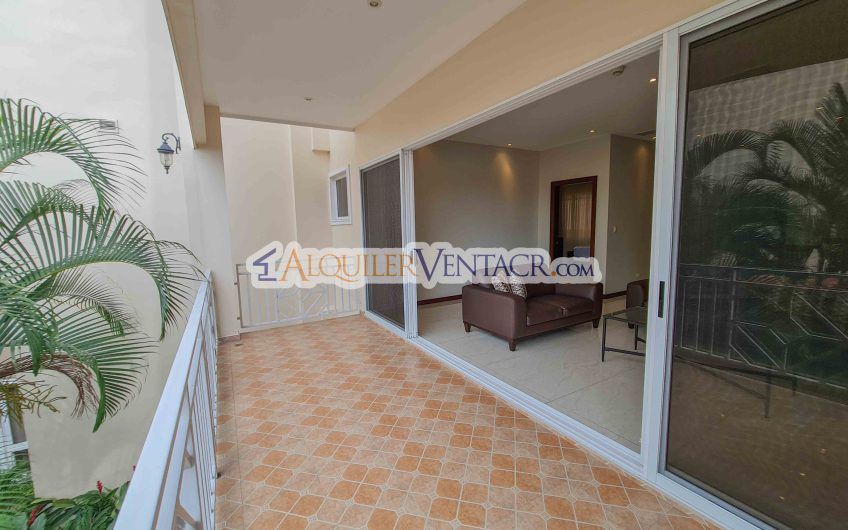 Lujoso apartamento de 2 habit. en San Rafael Escazú