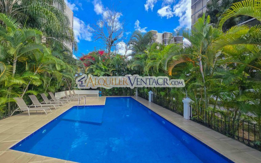 Apartamento de 330 m2 con full vista en Bello Horizonte Escazú