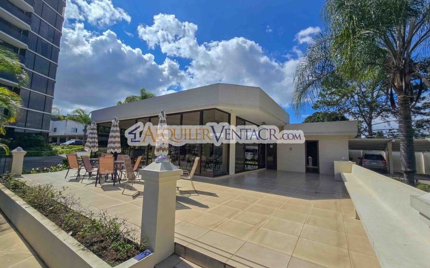 Apartamento de 3 habit. de 300 m2 y vista en Bello Horizonte Escazú