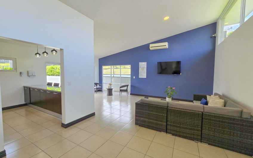 Río Palma Guachipelín Escazú! Condo con piscina / gym / cancha tenis