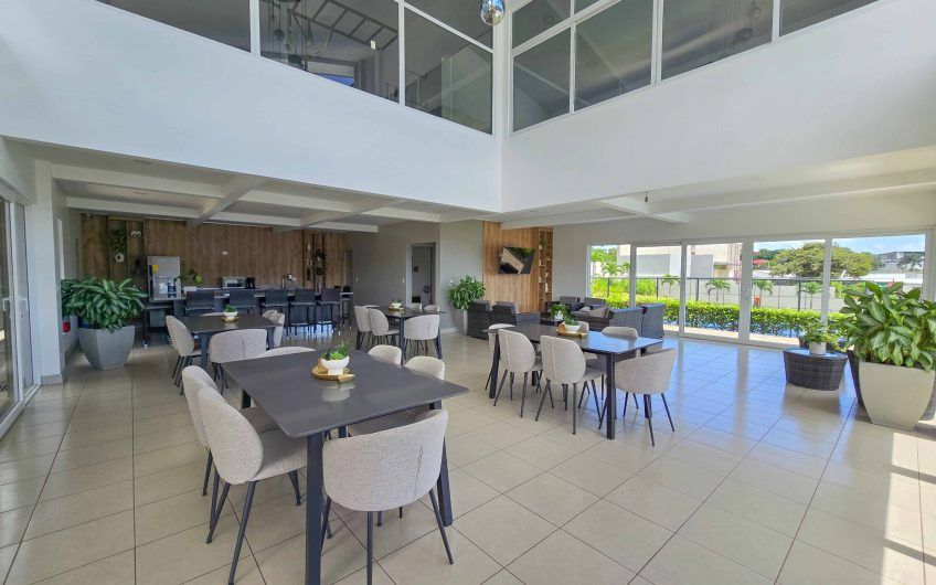 Río Palma Guachipelín Escazú! Condo con piscina / gym / cancha tenis