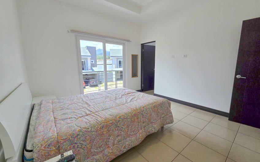 Río Palma Guachipelín Escazú! Condo con piscina / gym / cancha tenis