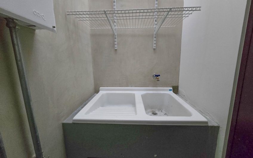 The Ivy Guachipelín Escazú! Apartamento de un nivel con terrazas y vista