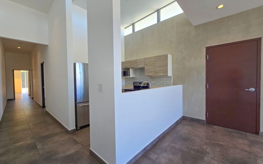 The Ivy Guachipelín Escazú! Apartamento de un nivel con terrazas y vista