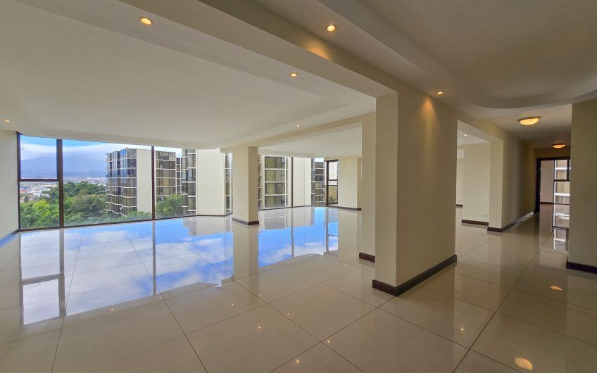 Apartamento de 330 m2 con full vista en Bello Horizonte Escazú
