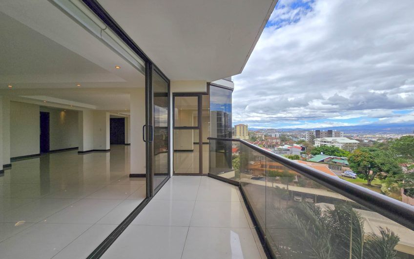 Apartamento de 330 m2 con full vista en Bello Horizonte Escazú