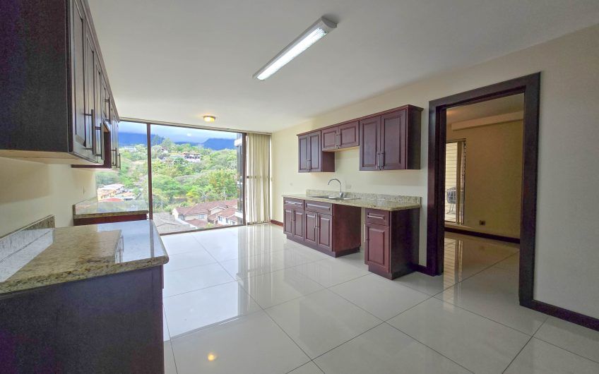 Apartamento de 330 m2 con full vista en Bello Horizonte Escazú