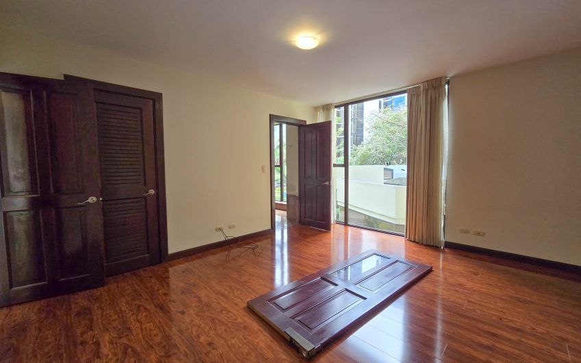 Lujoso apartamento de 315 m2 en Bello Horizonte Escazú