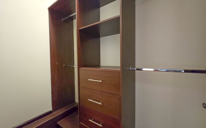 Lujoso apartamento de 315 m2 en Bello Horizonte Escazú