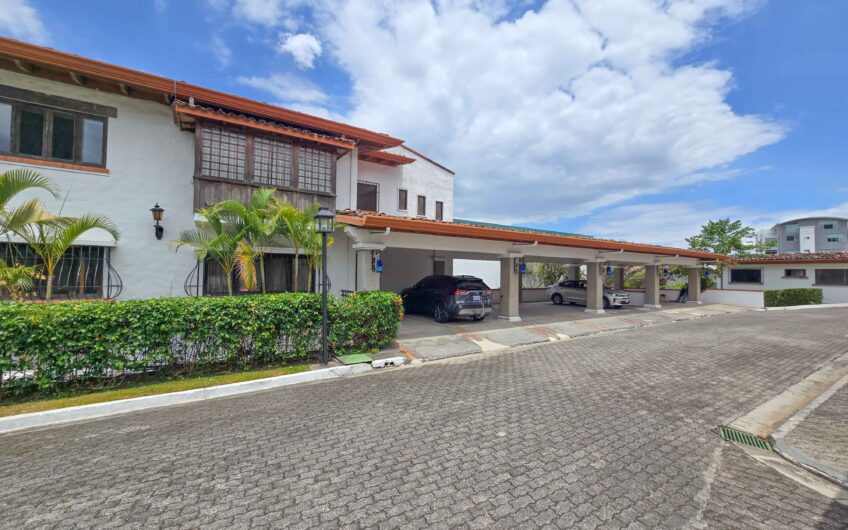 Apartamento con vista de 3 habit.+ de servicio Bello Horizonte Escazú