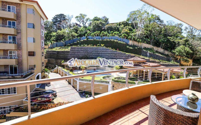 Penthouse amueblado de 2 habit. en San Rafael Escazú