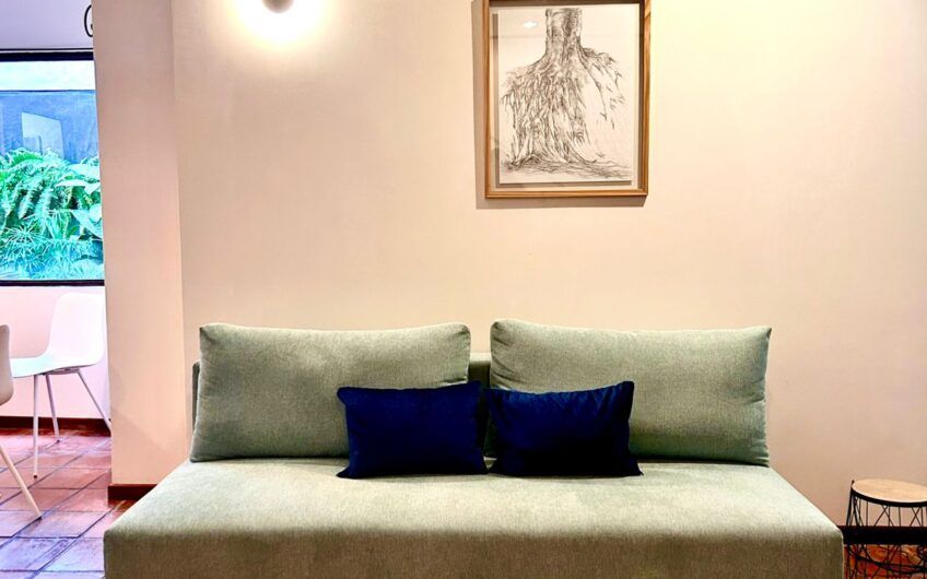 Apartamento amueblado / piscina y áreas verdes en San Rafael Escazú