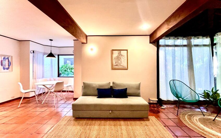 Apartamento amueblado / piscina y áreas verdes en San Rafael Escazú