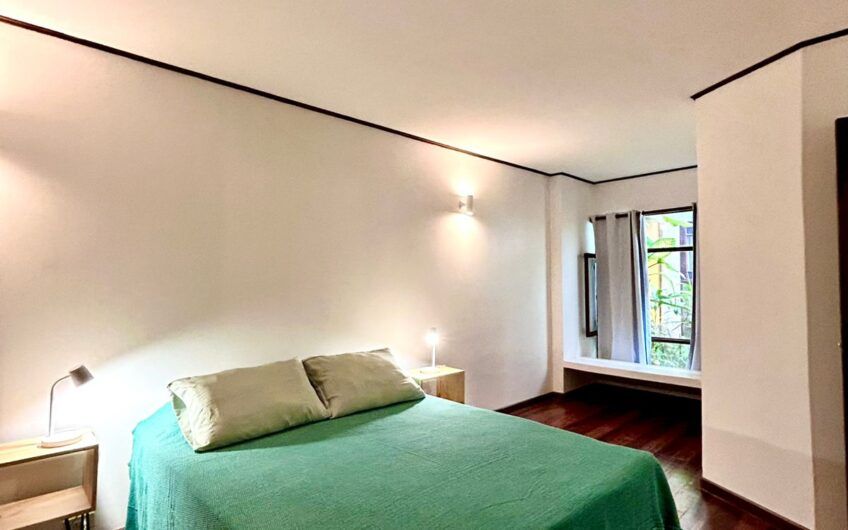 Apartamento amueblado / piscina y áreas verdes en San Rafael Escazú