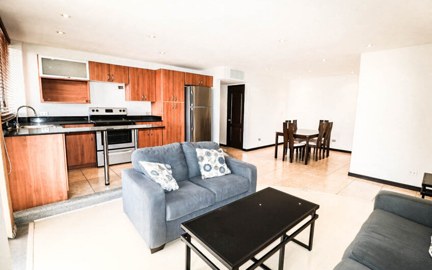 Apartamento amueblado con vista en San Rafael Escazú