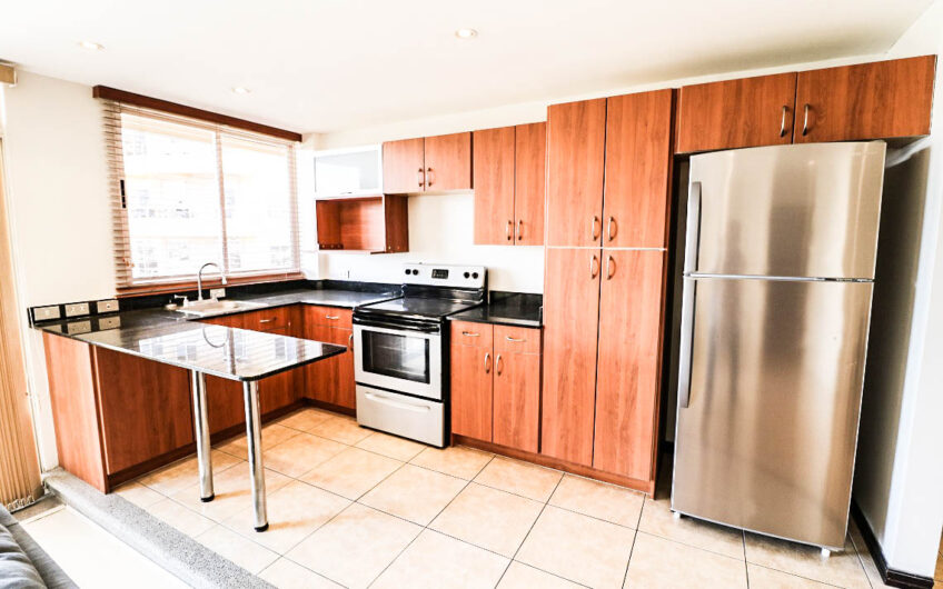 Apartamento amueblado con vista en San Rafael Escazú