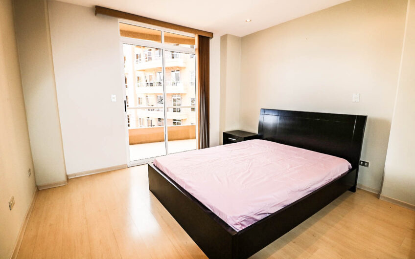 Apartamento amueblado con vista en San Rafael Escazú