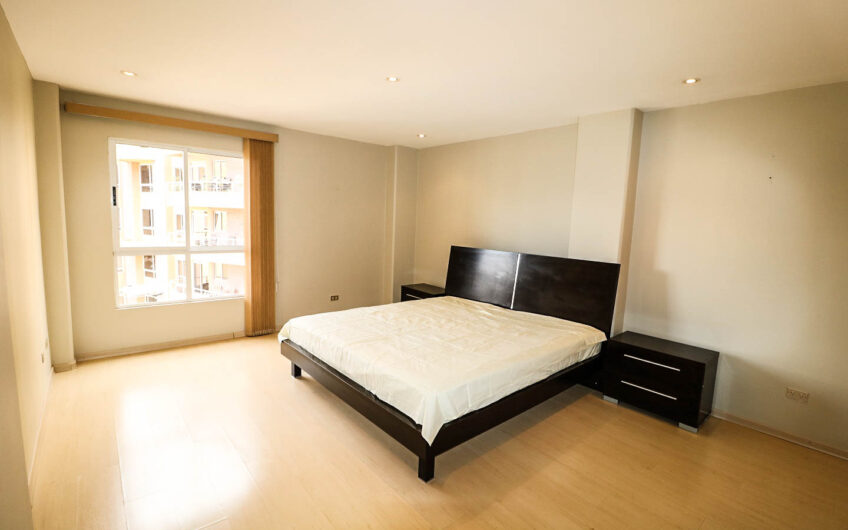 Apartamento amueblado con vista en San Rafael Escazú