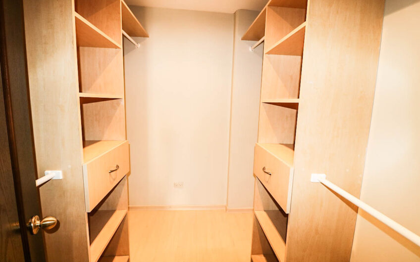 Apartamento amueblado con vista en San Rafael Escazú