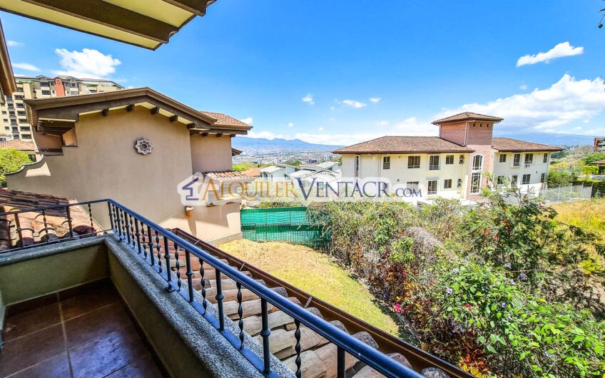 Condo de 4 habit. + de servicio con jardín y vista Jaboncillos Escazú